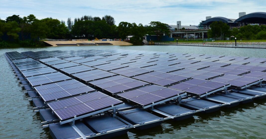 Singapore takes to sea in fishing for clean energy