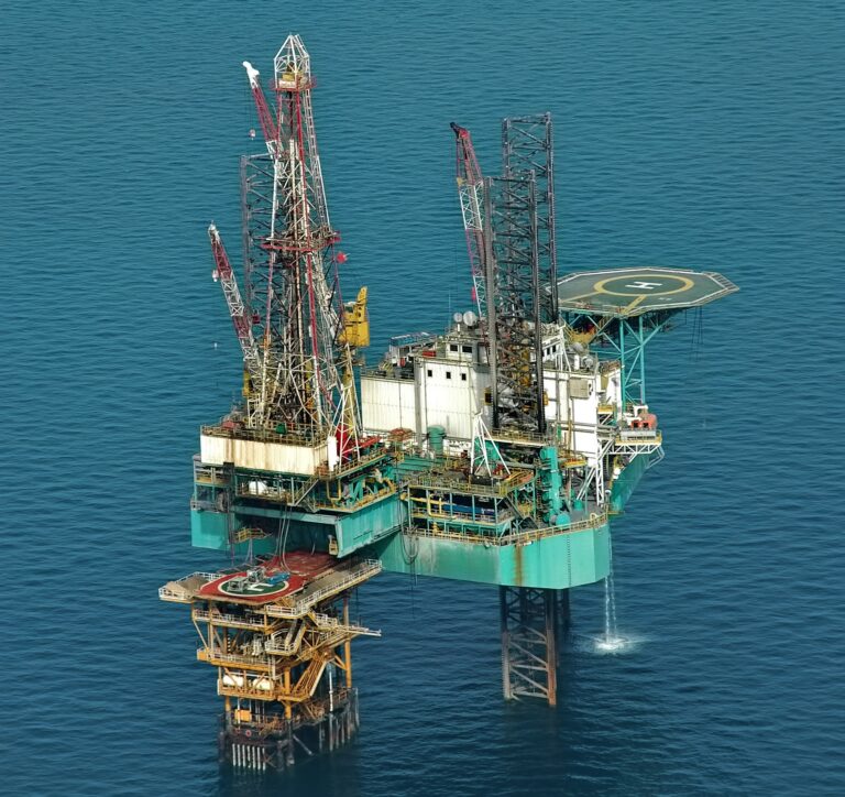 Global oil resources – how much is left and do we have enough?