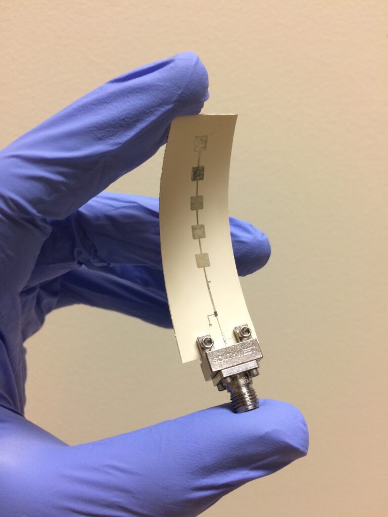 Backscatter breakthrough brings near-zero-power communication at 5G with single transistor