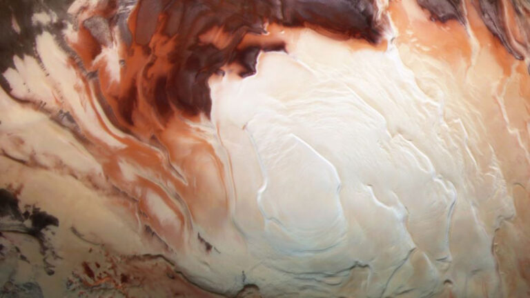 New studies dump cold water on theory of Martian lakes