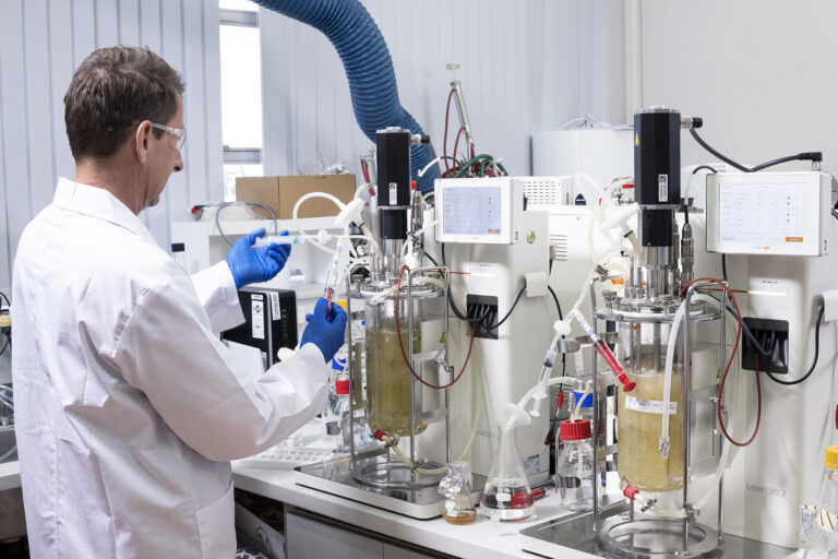 Research provides new understanding of how COVID infects humans