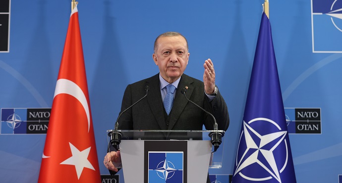 Turkey threatens to block Finland and Sweden NATO bids