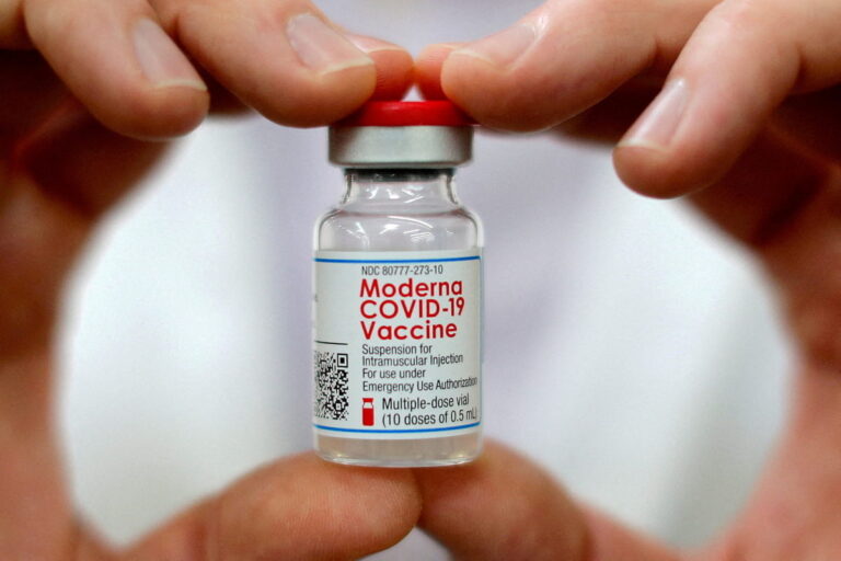 Moderna sues Pfizer over COVID vaccine technology
