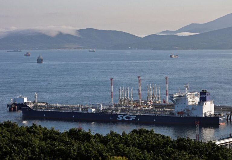 EU to approve cap on price of Russian oil