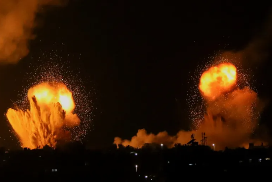 Israel launches artillery attacks on Syria after rocket fire