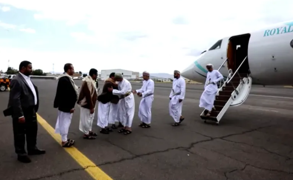Saudi, Omani envoys in Yemen for peace talks