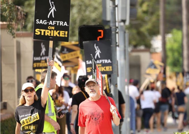 U.S. actors’ union members vote to authorize video game strike