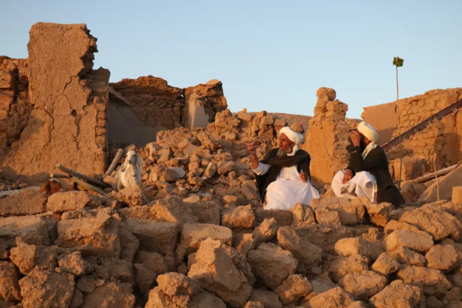 At least 120 killed in Afghanistan earthquake