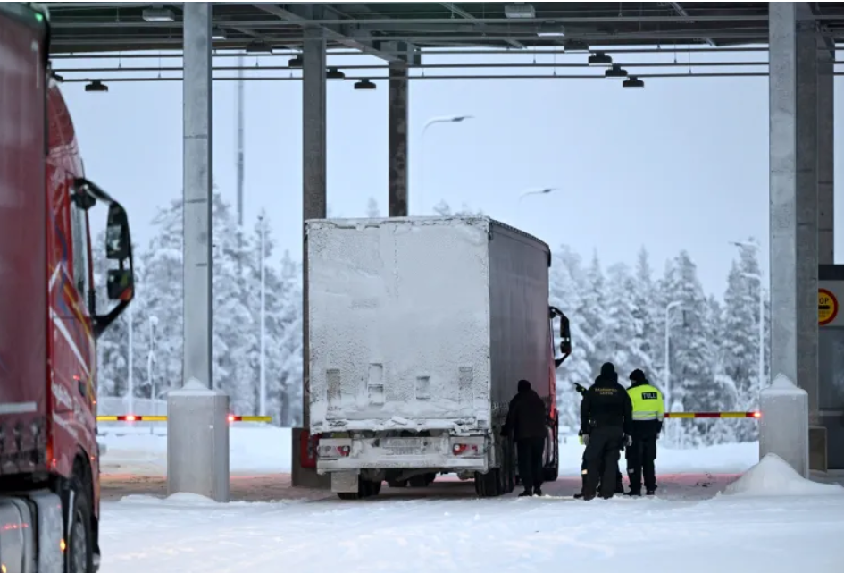 Finland to close border with Russia for two weeks