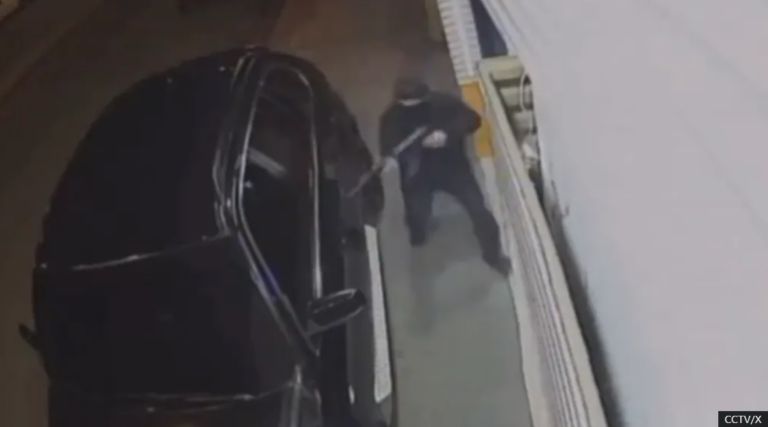 Greek mafia boss killed in hail of bullets