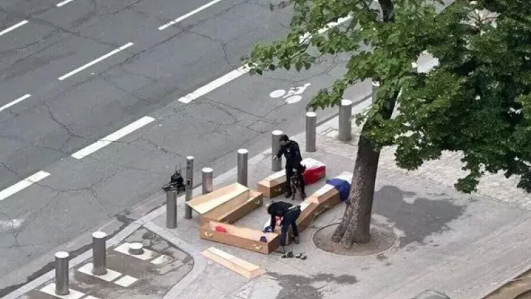 Russia denies responsibility for Eiffel Tower coffin stunt