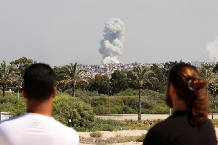 Israeli air strikes kill hundreds in Lebanon
