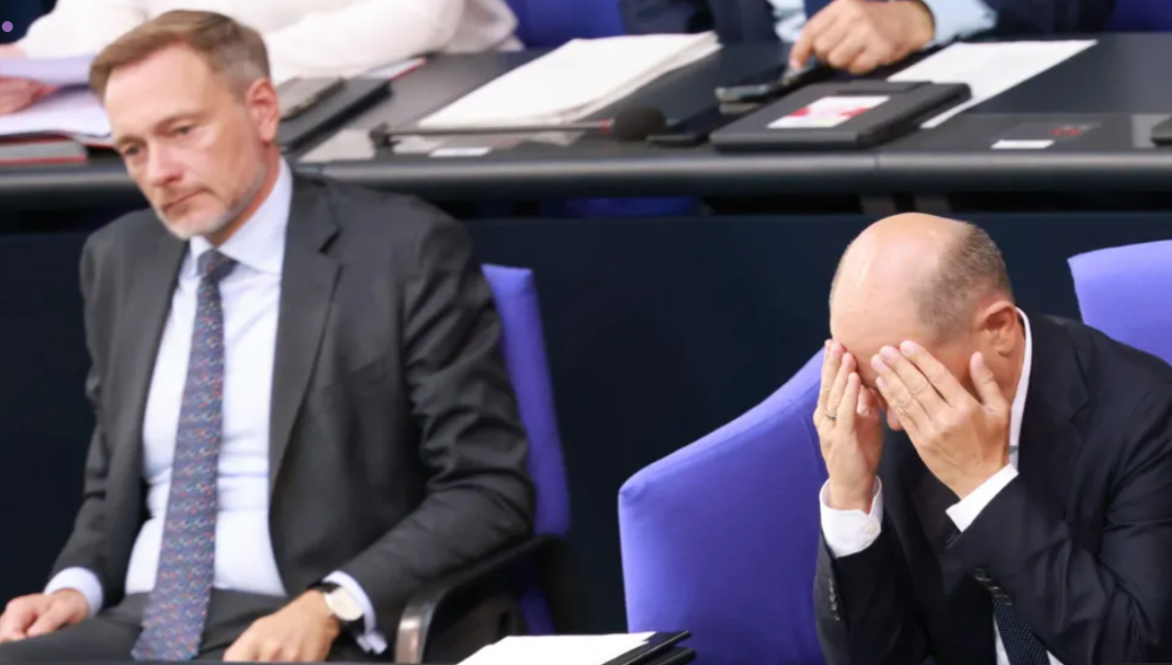 German coalition collapses after Scholz fires key minister