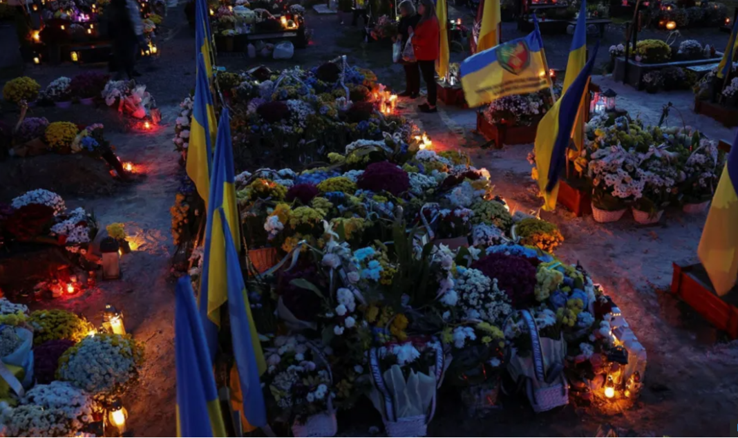 Ukrainian war dead reaches 43,000, Zelensky says in rare update