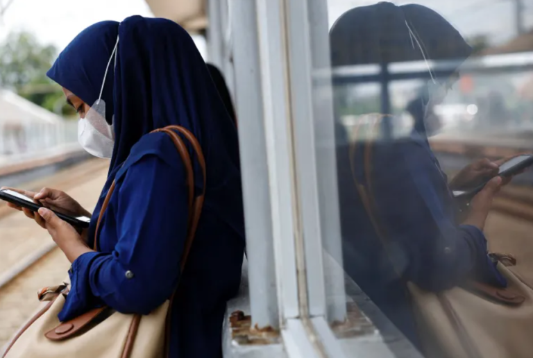After Australia’s ban, Indonesia mulls minimum age for social media