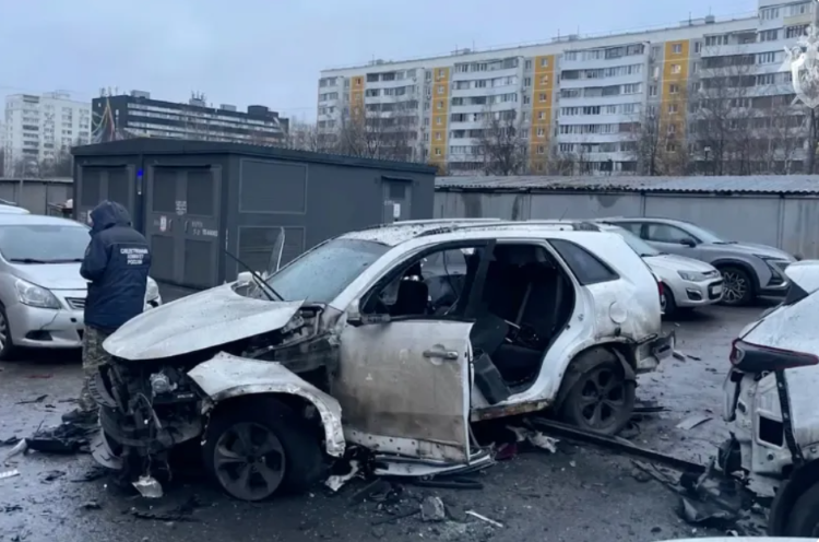 Car bomb kills Russian general in Moscow