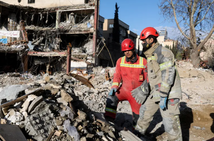 Iranian authorities taunt U.S., Israel, EU amid strikes and assassinations Iranian authorities taunt U.S., Israel, EU amid strikes and assassinations